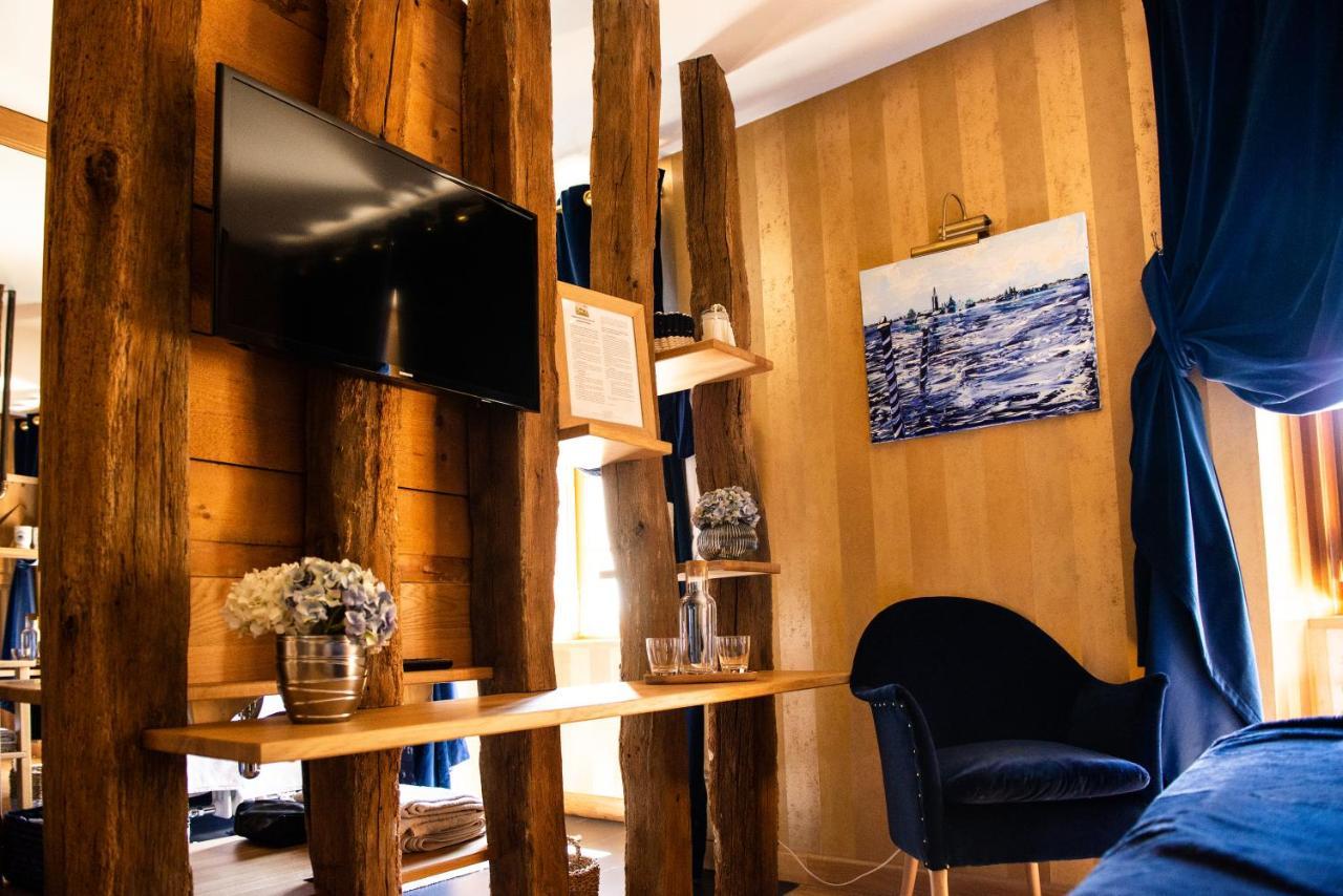 La Francoisiere Bed and Breakfast Loigné-sur-Mayenne Εξωτερικό φωτογραφία